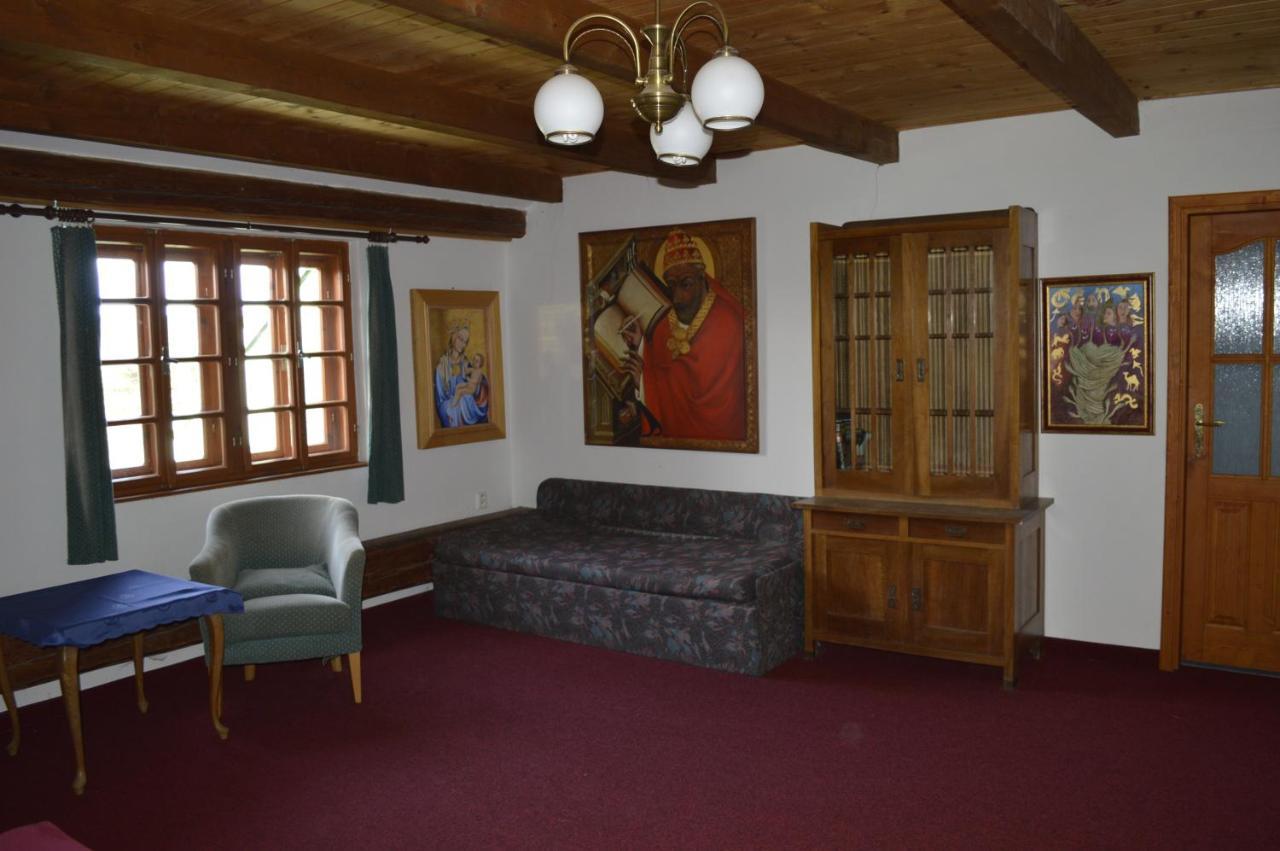 Penzion Medvedi Paseka Nová Bystřice Esterno foto